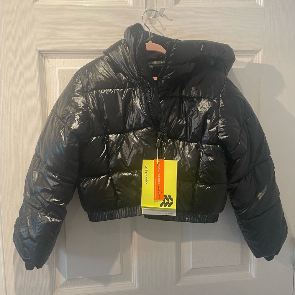 NWT All in Motion Shiny Black Kids Short Puffer Jacket